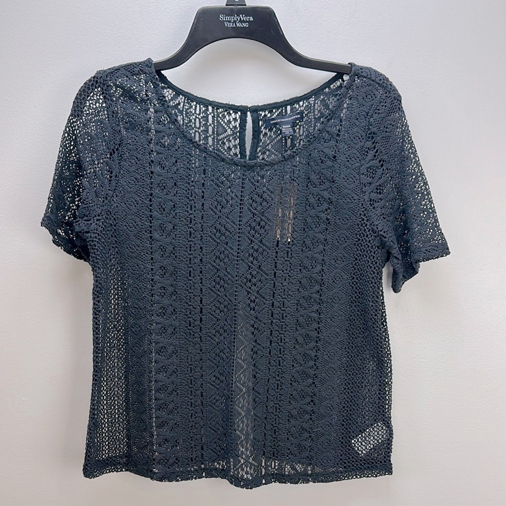 American Eagle Navy Open Knit Lace Split Back Button Closure M Short Sleeve - Picture 13 of 13